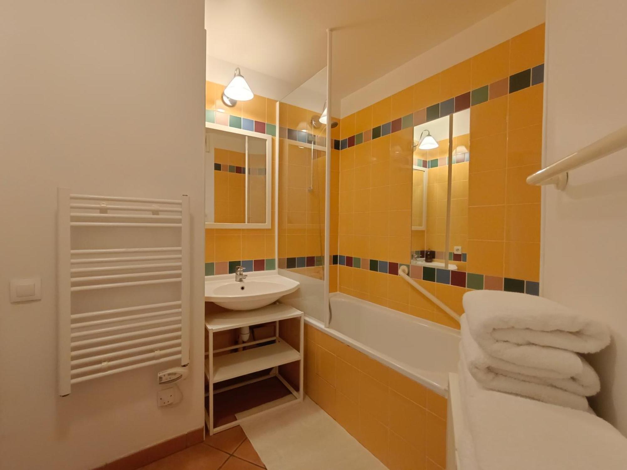 Ferienwohnung T1 Bis Avec Piscine Vue Golf Et Montagnes Arcangues Exterior foto