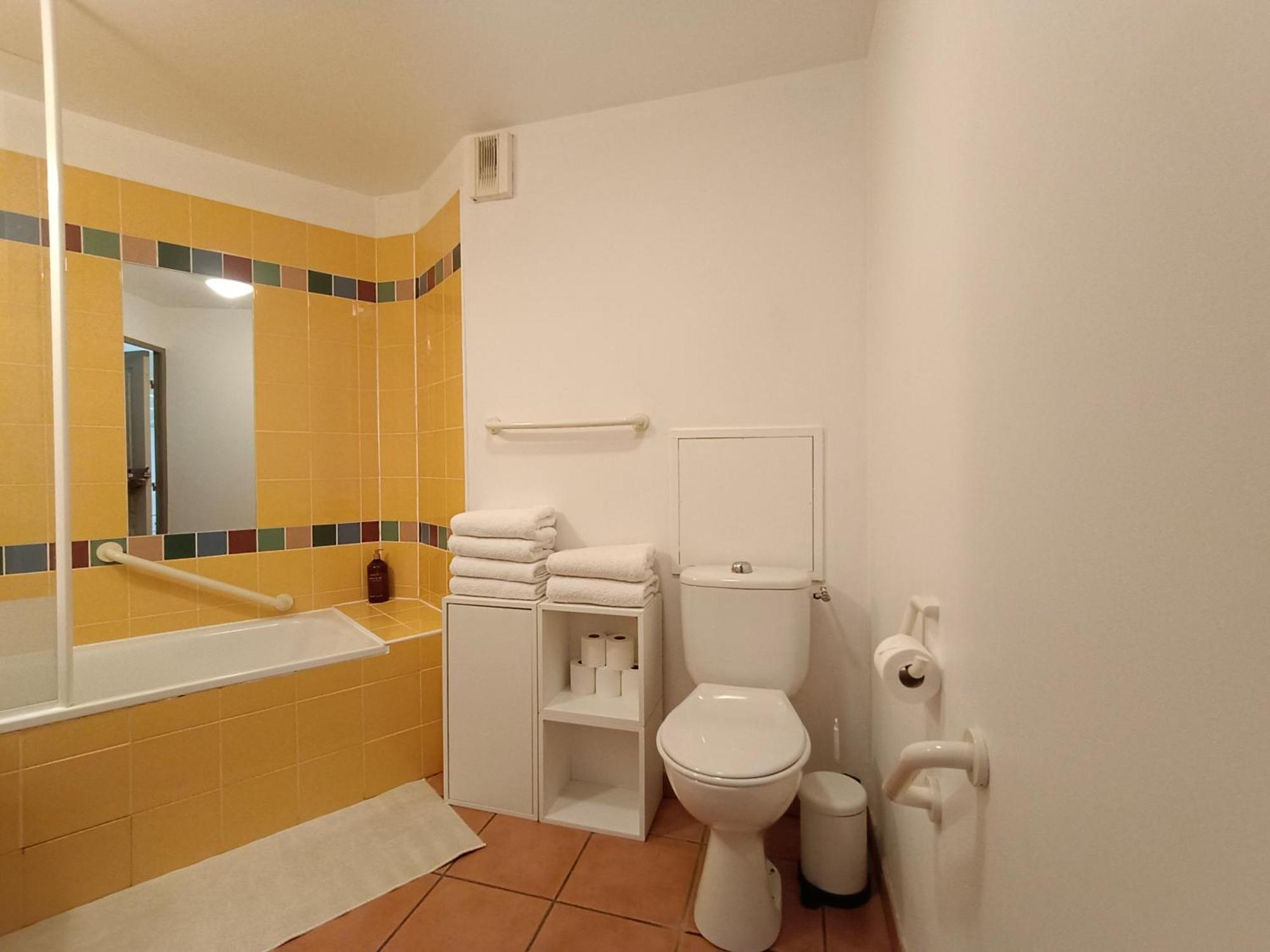 Ferienwohnung T1 Bis Avec Piscine Vue Golf Et Montagnes Arcangues Exterior foto
